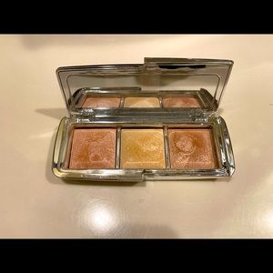 Hourglass Metallic Strobe Palette. Used once to swatch. Perfect condition.